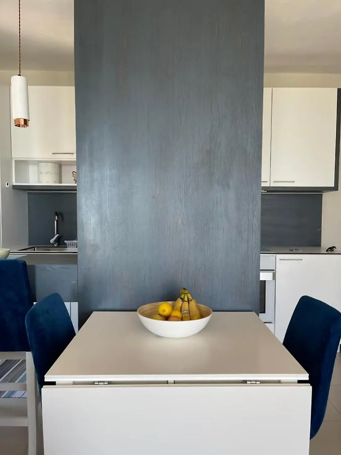 Viki Sea View Apartment Durrës